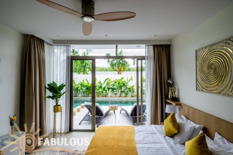 Chalet de 3 dormitorios en Bang Tao, Tailandia № 179489 - foto 3