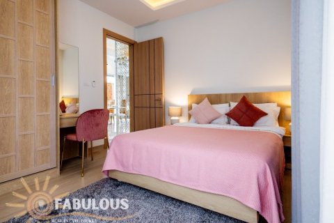 Chalet de 3 dormitorios en Bang Tao, Tailandia № 179489 - foto 9