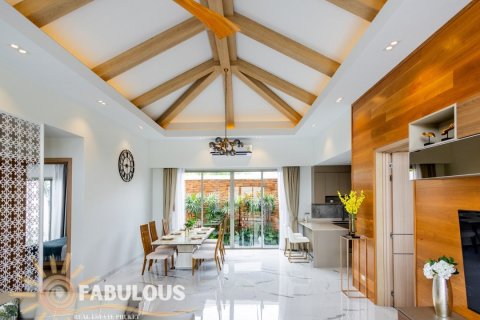 Chalet de 3 dormitorios en Bang Tao, Tailandia № 179489 - foto 13