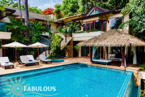 Villa in Kata, Thailand 4 bedrooms № 179488 - photo 7