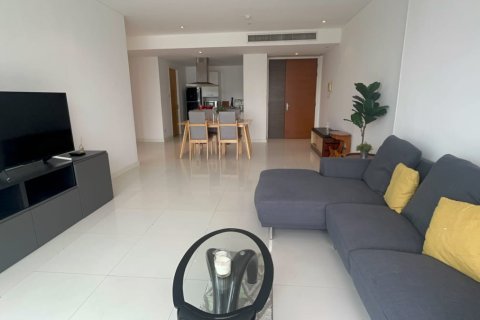 Condo in Watthana, Bangkok, Thailand, 2 bedrooms  № 200990 - photo 10