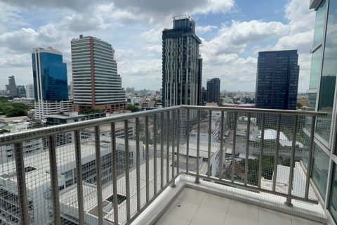 Condo in Watthana, Bangkok, Thailand, 2 bedrooms  № 200990 - photo 4