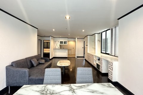 Condominio de 2 dormitorios en Watthana, Bangkok, Tailandia № 200993 - foto 9
