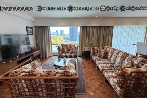 Condo in Chatuchak, Bangkok, Thailand, 3 bedrooms  № 200994 - photo 3