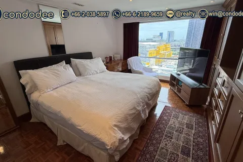 Condo in Chatuchak, Bangkok, Thailand, 3 bedrooms  № 200994 - photo 17