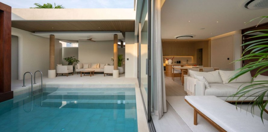 Casa de 3 dormitorios en Pattaya, Tailandia № 180482