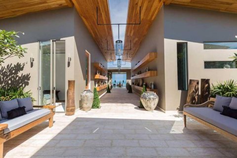Casa de 6 dormitorios en Ko Samui, Tailandia № 180479 - foto 11