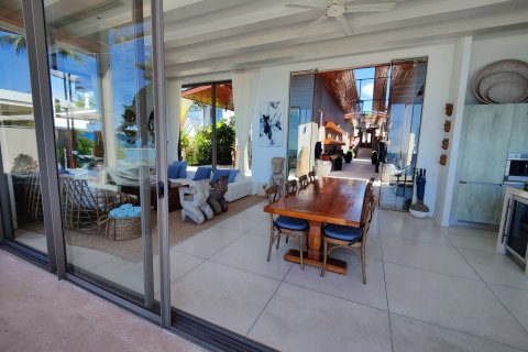 Casa de 6 dormitorios en Ko Samui, Tailandia № 180479 - foto 16