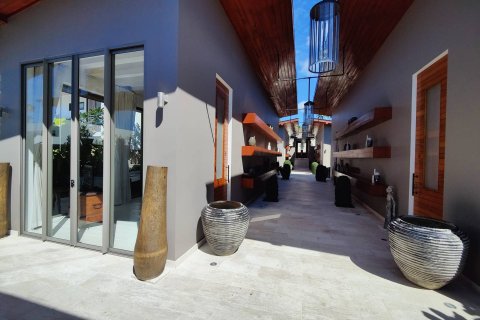 Casa de 6 dormitorios en Ko Samui, Tailandia № 180479 - foto 13