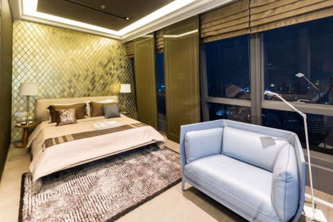 Ático de 3 dormitorios en Bangkok, Tailandia № 180483 - foto 10