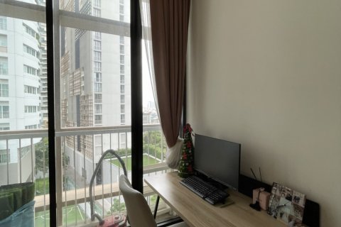 Condo in Bangkok, Thailand, 2 bedrooms № 143027 - photo 4