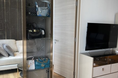 Condo in Bangkok, Thailand, 2 bedrooms № 143027 - photo 3