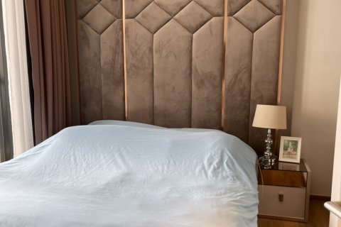 Condo in Bangkok, Thailand, 2 bedrooms № 143027 - photo 5