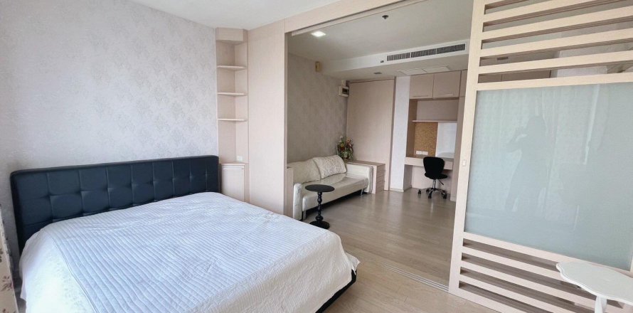 Condominio de 2 dormitorios en Bangkok, Tailandia № 143026