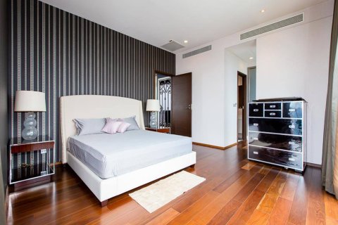 Condominio de 3 dormitorios en Bangkok, Tailandia № 157580 - foto 13