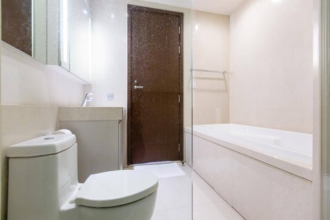 Condominio de 3 dormitorios en Bangkok, Tailandia № 157580 - foto 11