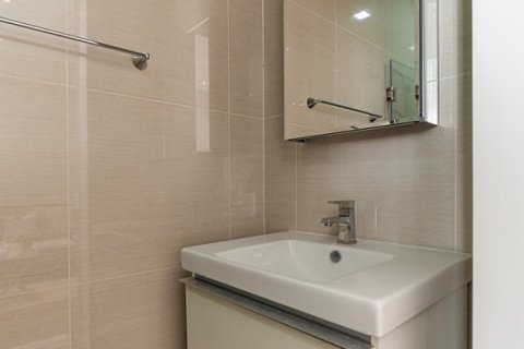 Condominio de 1 dormitorio en Bangkok, Tailandia № 157576 - foto 13