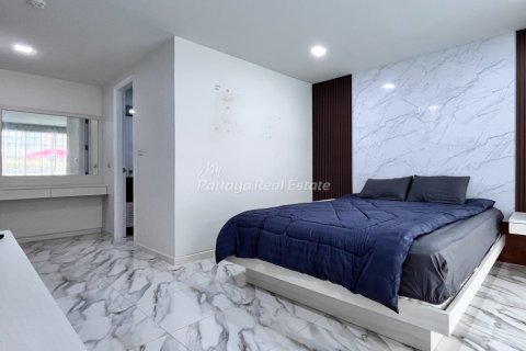 Condominio de 2 dormitorios en Bang Lamung, Tailandia № 178107 - foto 16