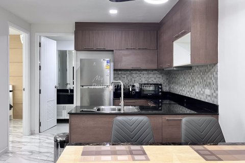 Condominio de 2 dormitorios en Bang Lamung, Tailandia № 178107 - foto 7