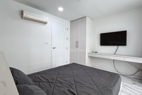 Condominio de 2 dormitorios en Bang Lamung, Tailandia № 178107 - foto 14
