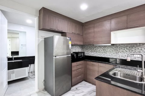 Condominio de 2 dormitorios en Bang Lamung, Tailandia № 178107 - foto 10