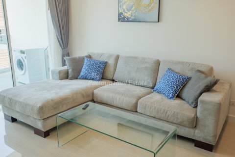 Condominio de 1 dormitorio en Bang Lamung, Tailandia № 178104 - foto 2