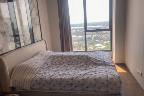 Condominio de 1 dormitorio en Khlong Toei, Bangkok, Tailandia № 173032 - foto 4