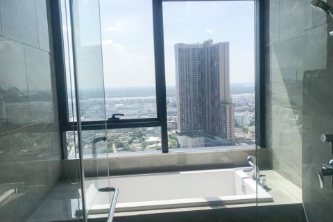 Condominio de 1 dormitorio en Khlong Toei, Bangkok, Tailandia № 173032 - foto 7