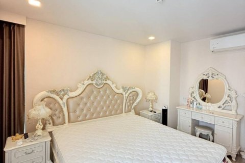 Condominio de 2 dormitorios en Bangkok, Tailandia № 173038 - foto 9