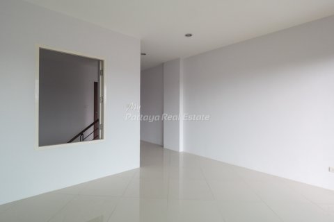 Condominio de 1 dormitorio en Bang Lamung, Tailandia № 56079 - foto 16