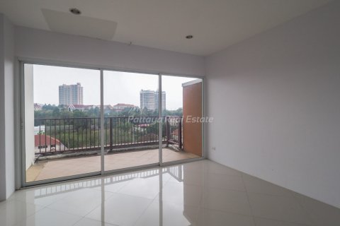 Condominio de 1 dormitorio en Bang Lamung, Tailandia № 56079 - foto 9