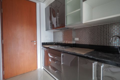 Condominio de 1 dormitorio en Bang Lamung, Tailandia № 56079 - foto 12