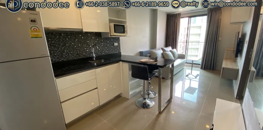 Condo in Watthana, Bangkok, Thailand, 1 bedroom  № 200779