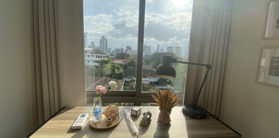 Eigentumswohnung in Watthana, Bangkok, Thailand, 2 Schlafzimmer  № 200781