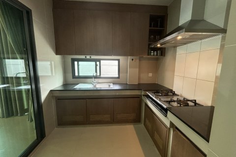House in Bangkok, Thailand 4 bedrooms № 115746 - photo 7