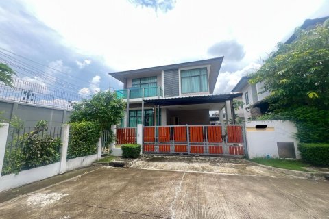 House in Bangkok, Thailand 4 bedrooms № 115746 - photo 20