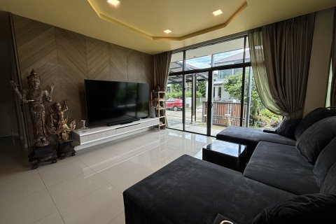 House in Bangkok, Thailand 4 bedrooms № 115746 - photo 4