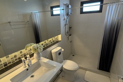 House in Bangkok, Thailand 4 bedrooms № 115746 - photo 18