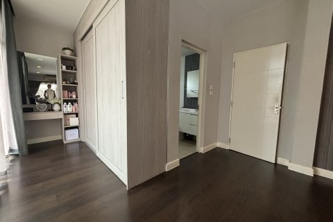 House in Bangkok, Thailand 4 bedrooms № 115746 - photo 12