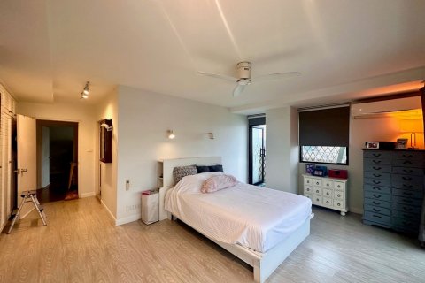 Condominio de 3 dormitorios en Bangkok, Tailandia № 115745 - foto 13