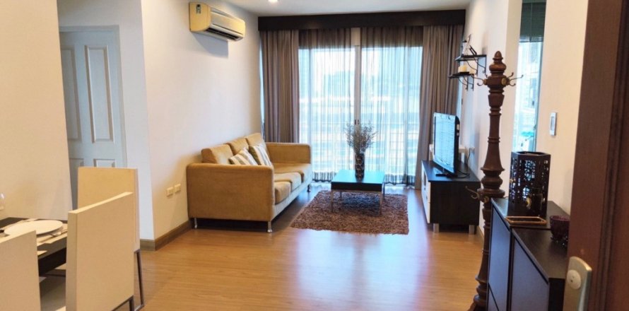 Condo in Bangkok, Thailand, 2 bedrooms  № 115744