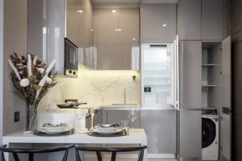 Condominio de 1 dormitorio en Khlong Toei, Bangkok, Tailandia № 133852 - foto 5