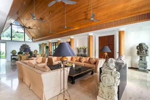 Chalet de 4 dormitorios en Patong, Tailandia № 133911 - foto 10