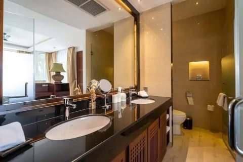 Chalet de 4 dormitorios en Patong, Tailandia № 133911 - foto 14