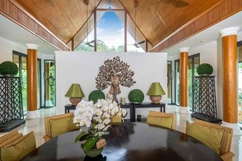 Chalet de 4 dormitorios en Patong, Tailandia № 133911 - foto 5