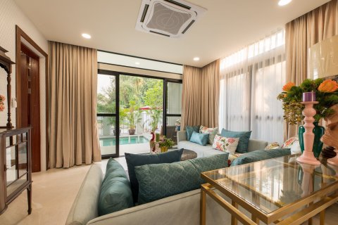 Chalet de 4 dormitorios en Saraphi, Tailandia № 133912 - foto 8