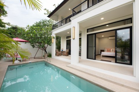 Chalet de 4 dormitorios en Saraphi, Tailandia № 133912 - foto 20