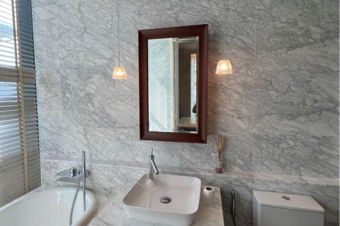 Condominio de 1 dormitorio en Watthana, Bangkok, Tailandia № 133803 - foto 14
