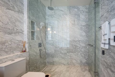 Condominio de 1 dormitorio en Watthana, Bangkok, Tailandia № 133803 - foto 12