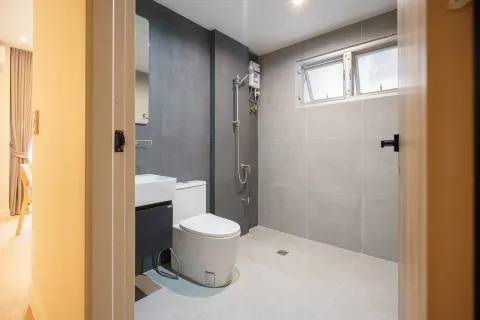 Кондоминиум с 2 спальнями в Клонг Тоэй, Бангкок, Таиланд № 162944 - фото 12